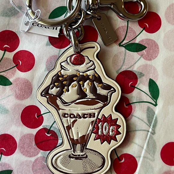 🍒🍧🍒  COACH ICE CREAM BAG CHARM  🍒🍧🍒 NWT 🍒🍧🍒 - Picture 15 of 16